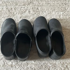 BUNDLE Women’s 2 Pack Dansko Black Clogs Size 40